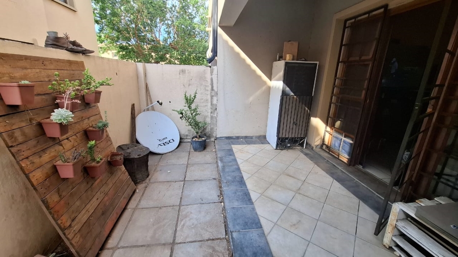 2 Bedroom Property for Sale in Waterval East North West